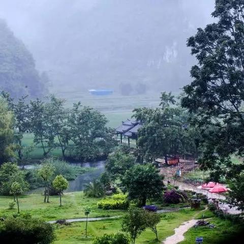 云南旅游必去十大景点推荐,探秘彩云之南的绝美风光 云南旅游必去十大景点推荐,探秘彩云之南的绝美风光